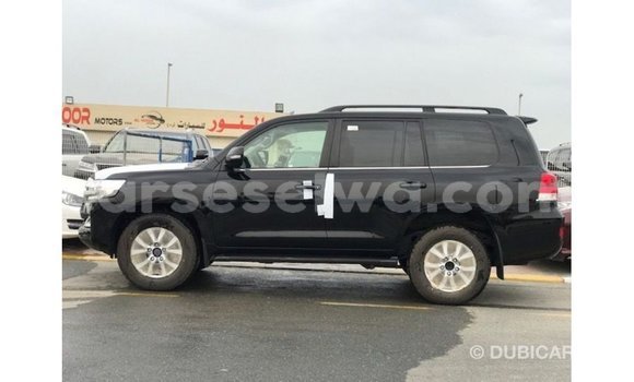 Buy Import Toyota Land Cruiser Black Car in Import - Dubai in East Mahé Buy Import Toyota Land Cruiser Black Car in Import - Dubai in East Mahé