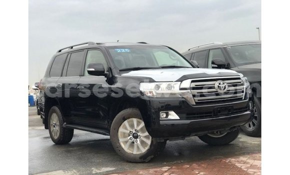 Buy Import Toyota Land Cruiser Black Car in Import - Dubai in East Mahé Buy Import Toyota Land Cruiser Black Car in Import - Dubai in East Mahé