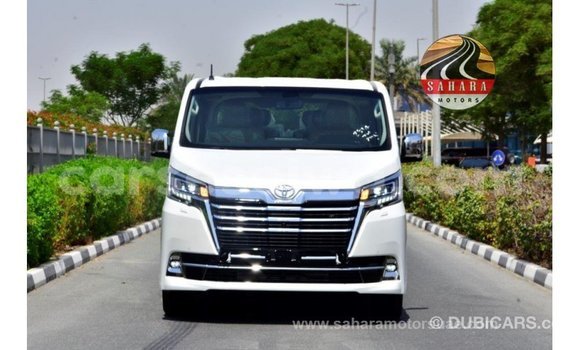 Acheter Import Voiture Toyota Granvia Blanc à Import - Dubai, East Mahé Acheter Import Voiture Toyota Granvia Blanc à Import - Dubai, East Mahé