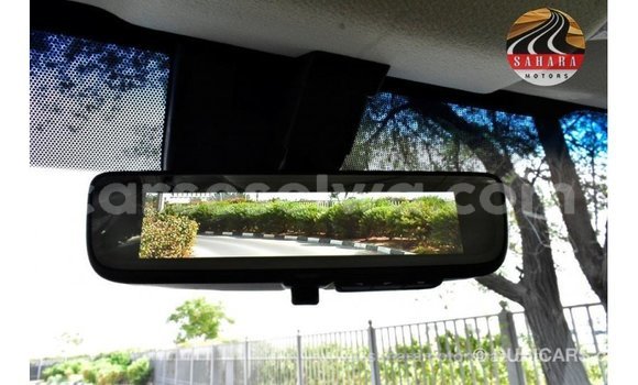 Acheter Import Voiture Toyota Granvia Blanc à Import - Dubai, East Mahé Acheter Import Voiture Toyota Granvia Blanc à Import - Dubai, East Mahé