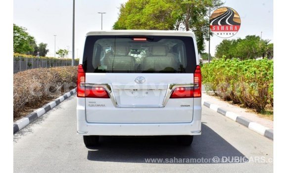Acheter Import Voiture Toyota Granvia Blanc à Import - Dubai, East Mahé Acheter Import Voiture Toyota Granvia Blanc à Import - Dubai, East Mahé