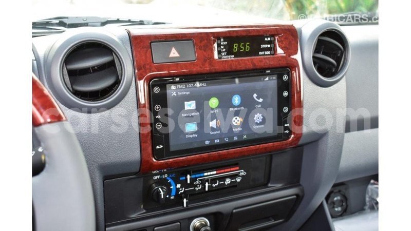 Big with watermark toyota land cruiser east mahe import dubai 6587