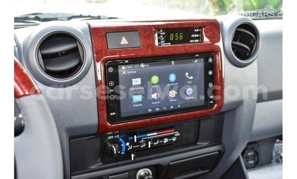 Acheter Import Voiture Toyota Land Cruiser Autre à Import - Dubai, East Mahé Acheter Import Voiture Toyota Land Cruiser Autre à Import - Dubai, East Mahé