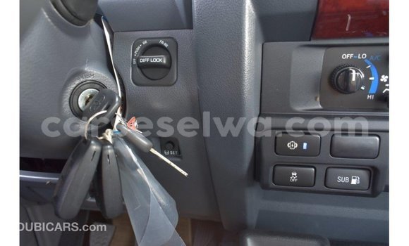 Acheter Import Voiture Toyota Land Cruiser Autre à Import - Dubai, East Mahé Acheter Import Voiture Toyota Land Cruiser Autre à Import - Dubai, East Mahé