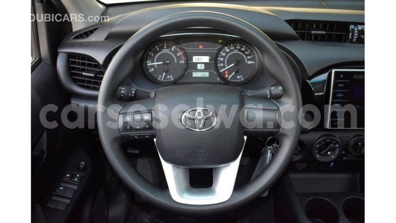 Big with watermark toyota hilux east mahe import dubai 6588