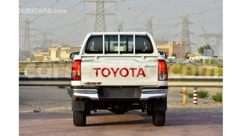Big with watermark toyota hilux east mahe import dubai 6588