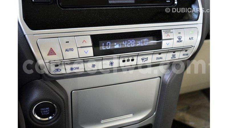 Big with watermark toyota prado east mahe import dubai 6589