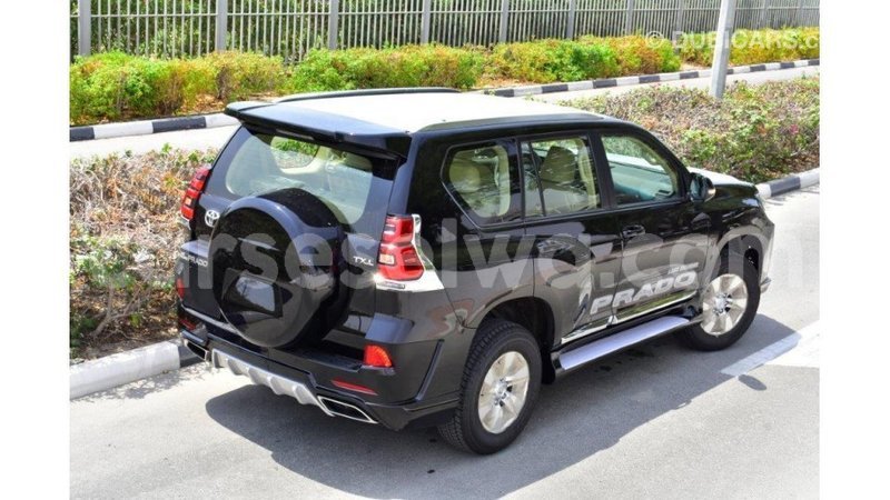 Big with watermark toyota prado east mahe import dubai 6589