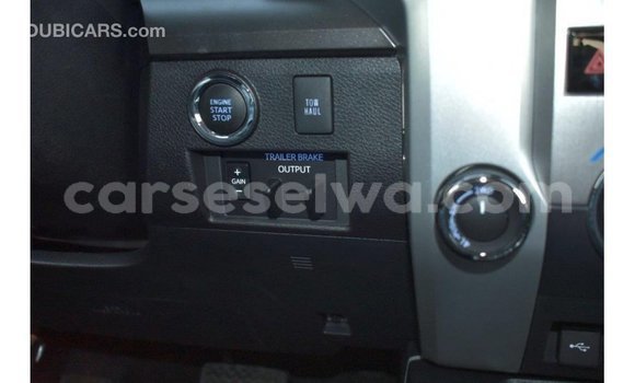 Acheter Import Voiture Toyota Tundra Blanc à Import - Dubai, East Mahé Acheter Import Voiture Toyota Tundra Blanc à Import - Dubai, East Mahé