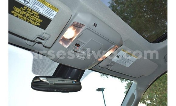 Acheter Import Voiture Toyota Tundra Blanc à Import - Dubai, East Mahé Acheter Import Voiture Toyota Tundra Blanc à Import - Dubai, East Mahé