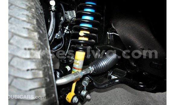 Acheter Import Voiture Toyota Tundra Blanc à Import - Dubai, East Mahé Acheter Import Voiture Toyota Tundra Blanc à Import - Dubai, East Mahé