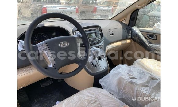 Buy Import Hyundai Accent White Car in Import - Dubai in East Mahé Buy Import Hyundai Accent White Car in Import - Dubai in East Mahé