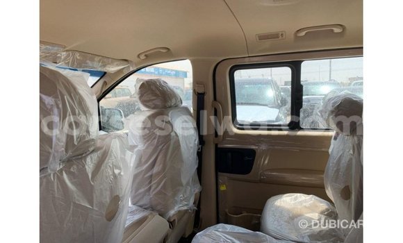 Buy Import Hyundai Accent White Car in Import - Dubai in East Mahé Buy Import Hyundai Accent White Car in Import - Dubai in East Mahé