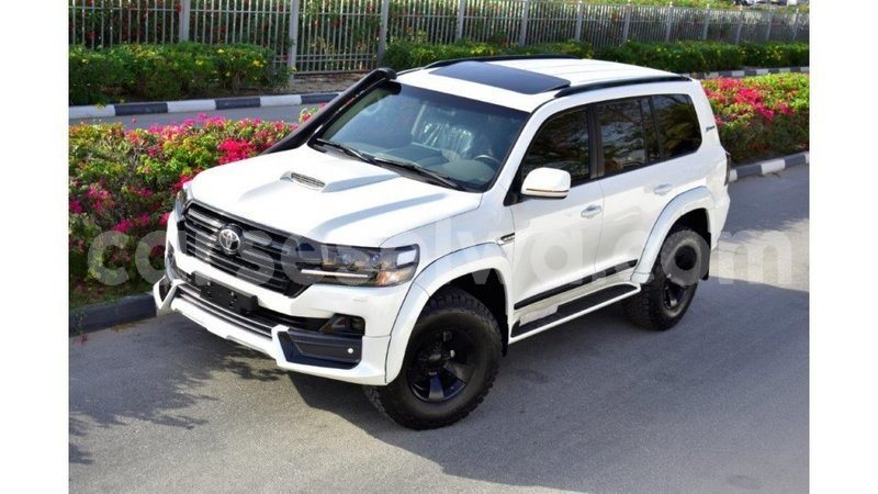 Big with watermark toyota land cruiser east mahe import dubai 6595