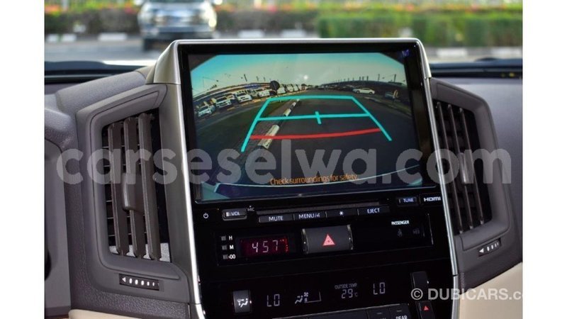 Big with watermark toyota land cruiser east mahe import dubai 6595