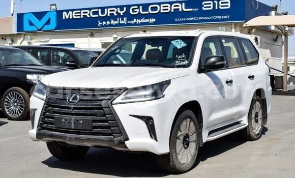 Acheter Import Voiture Lexus LX Blanc à Import - Dubai, East Mahé Acheter Import Voiture Lexus LX Blanc à Import - Dubai, East Mahé