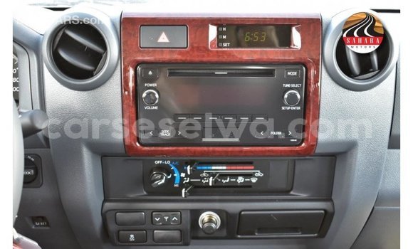 Acheter Import Voiture Toyota Land Cruiser Autre à Import - Dubai, East Mahé Acheter Import Voiture Toyota Land Cruiser Autre à Import - Dubai, East Mahé