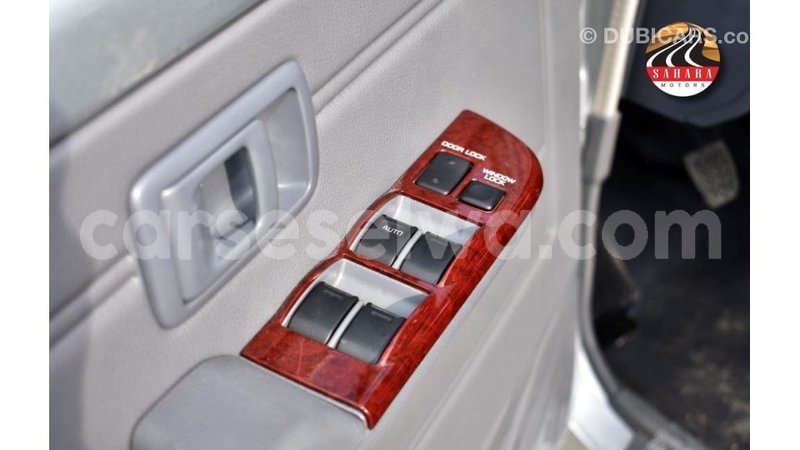 Big with watermark toyota land cruiser east mahe import dubai 6601