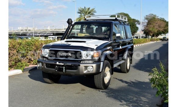 Acheter Import Voiture Toyota Land Cruiser Autre à Import - Dubai, East Mahé Acheter Import Voiture Toyota Land Cruiser Autre à Import - Dubai, East Mahé