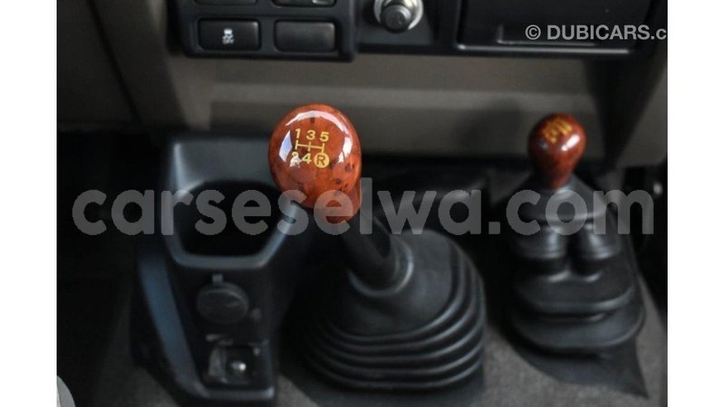 Big with watermark toyota land cruiser east mahe import dubai 6602