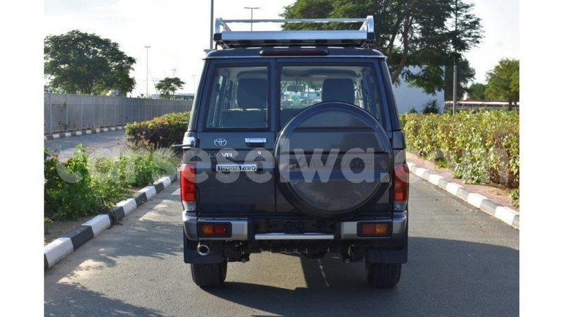 Big with watermark toyota land cruiser east mahe import dubai 6602