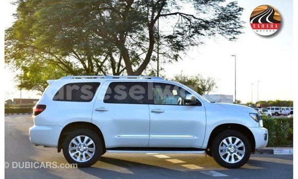 Acheter Import Voiture Toyota Sequoia Blanc à Import - Dubai, East Mahé Acheter Import Voiture Toyota Sequoia Blanc à Import - Dubai, East Mahé