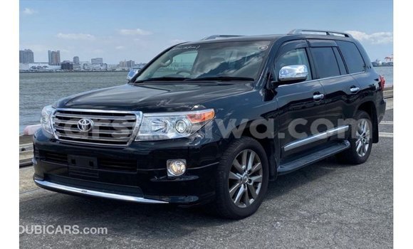 Buy Import Toyota Land Cruiser Black Car in Import - Dubai in East Mahé Buy Import Toyota Land Cruiser Black Car in Import - Dubai in East Mahé