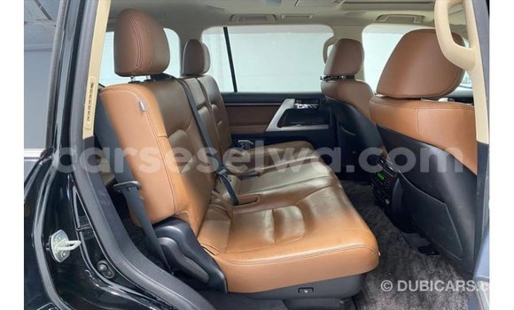 Buy Import Toyota Land Cruiser Black Car in Import - Dubai in East Mahé Buy Import Toyota Land Cruiser Black Car in Import - Dubai in East Mahé