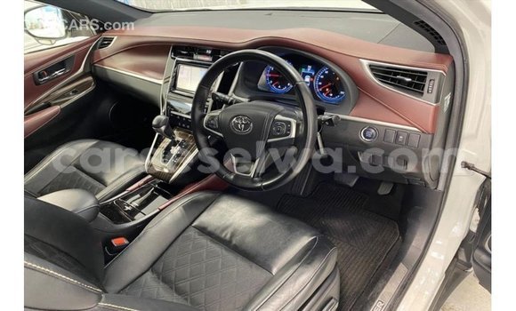 Buy Import Toyota Harrier White Car in Import - Dubai in East Mahé Buy Import Toyota Harrier White Car in Import - Dubai in East Mahé