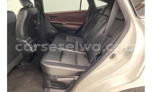 Buy Import Toyota Harrier White Car in Import - Dubai in East Mahé Buy Import Toyota Harrier White Car in Import - Dubai in East Mahé