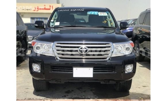Buy Import Toyota Land Cruiser Black Car in Import - Dubai in East Mahé Buy Import Toyota Land Cruiser Black Car in Import - Dubai in East Mahé