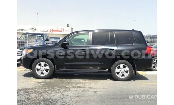 Buy Import Toyota Land Cruiser Black Car in Import - Dubai in East Mahé Buy Import Toyota Land Cruiser Black Car in Import - Dubai in East Mahé