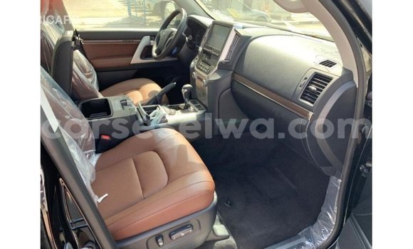 Buy Import Toyota Land Cruiser Black Car in Import - Dubai in East Mahé Buy Import Toyota Land Cruiser Black Car in Import - Dubai in East Mahé