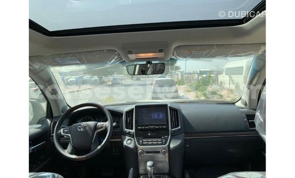 Buy Import Toyota Land Cruiser Black Car in Import - Dubai in East Mahé Buy Import Toyota Land Cruiser Black Car in Import - Dubai in East Mahé