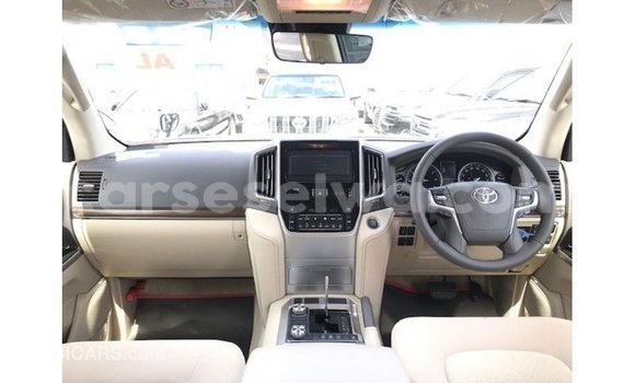 Buy Import Toyota Land Cruiser Black Car in Import - Dubai in East Mahé Buy Import Toyota Land Cruiser Black Car in Import - Dubai in East Mahé