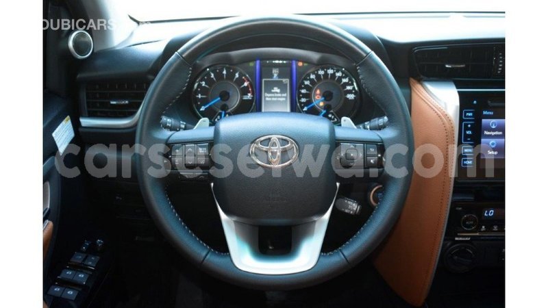 Big with watermark toyota fortuner east mahe import dubai 6626