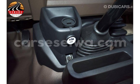 Acheter Import Voiture Toyota Land Cruiser Autre à Import - Dubai, East Mahé Acheter Import Voiture Toyota Land Cruiser Autre à Import - Dubai, East Mahé