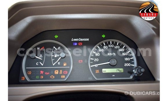 Acheter Import Voiture Toyota Land Cruiser Autre à Import - Dubai, East Mahé Acheter Import Voiture Toyota Land Cruiser Autre à Import - Dubai, East Mahé