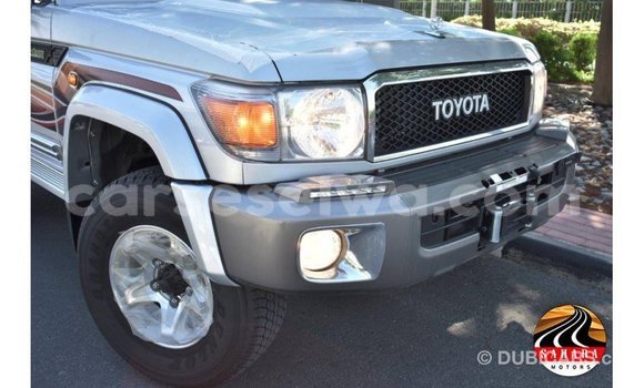 Acheter Import Voiture Toyota Land Cruiser Autre à Import - Dubai, East Mahé Acheter Import Voiture Toyota Land Cruiser Autre à Import - Dubai, East Mahé
