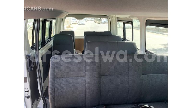 Big with watermark toyota hiace east mahe import dubai 6630