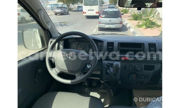 Buy Import Toyota Hiace White Car in Import - Dubai in East Mahé Buy Import Toyota Hiace White Car in Import - Dubai in East Mahé