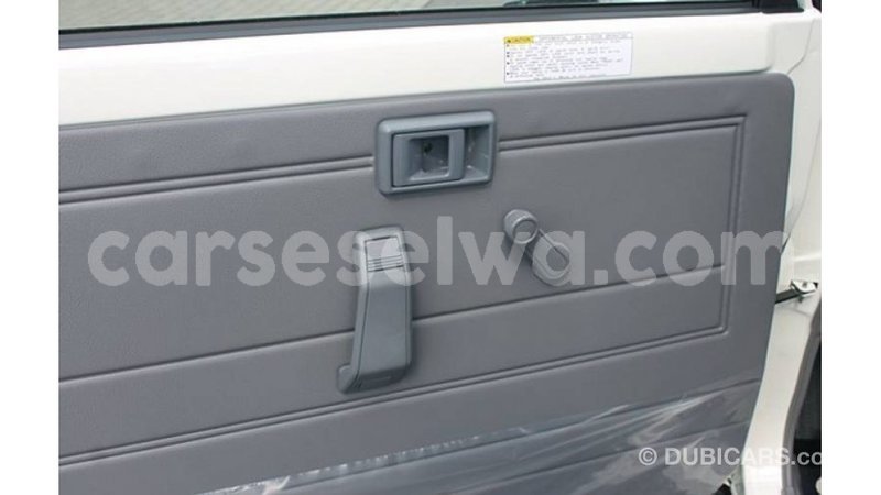 Big with watermark toyota land cruiser east mahe import dubai 6634