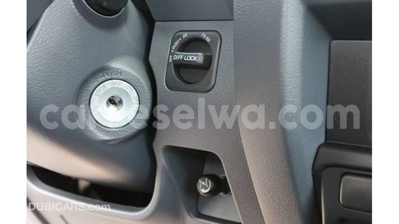 Big with watermark toyota land cruiser east mahe import dubai 6634