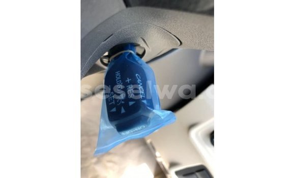 Buy Import Toyota Prado White Car in Import - Dubai in East Mahé Buy Import Toyota Prado White Car in Import - Dubai in East Mahé