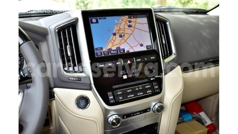 Big with watermark toyota land cruiser east mahe import dubai 6640