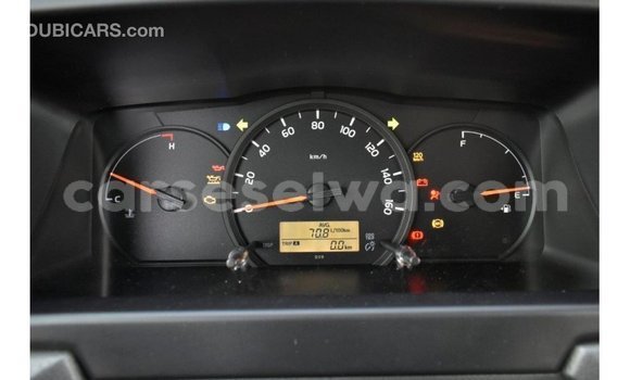 Acheter Import Voiture Toyota Coaster Blanc à Import - Dubai, East Mahé Acheter Import Voiture Toyota Coaster Blanc à Import - Dubai, East Mahé