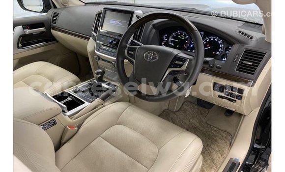 Buy Import Toyota Land Cruiser Black Car in Import - Dubai in East Mahé Buy Import Toyota Land Cruiser Black Car in Import - Dubai in East Mahé
