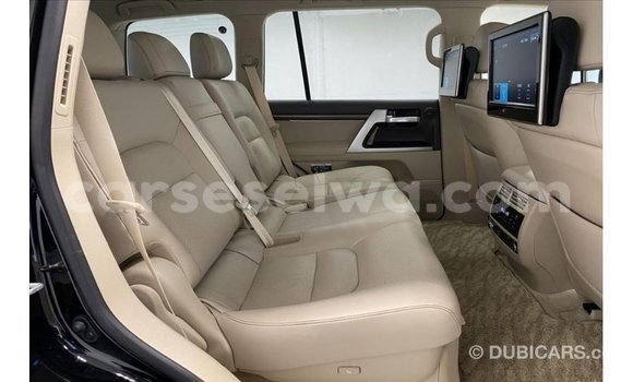 Buy Import Toyota Land Cruiser Black Car in Import - Dubai in East Mahé Buy Import Toyota Land Cruiser Black Car in Import - Dubai in East Mahé
