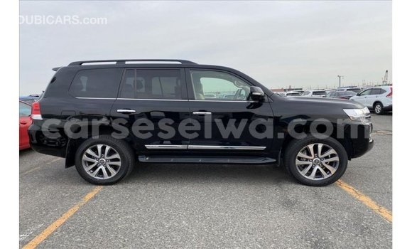 Buy Import Toyota Land Cruiser Black Car in Import - Dubai in East Mahé Buy Import Toyota Land Cruiser Black Car in Import - Dubai in East Mahé