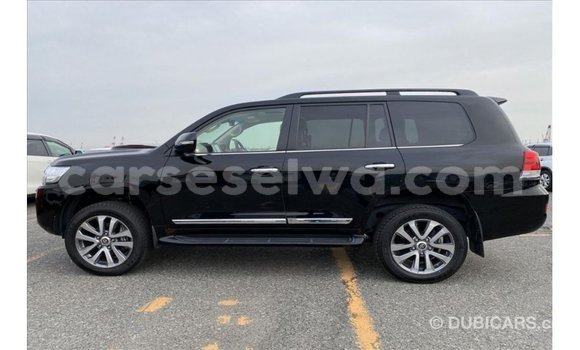 Buy Import Toyota Land Cruiser Black Car in Import - Dubai in East Mahé Buy Import Toyota Land Cruiser Black Car in Import - Dubai in East Mahé